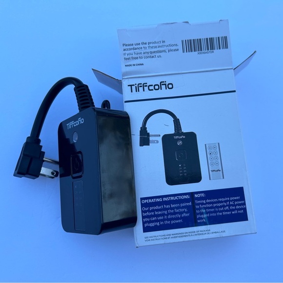 Tiffcofio New Outdoor Light Sensor Countdown Timer With Remote, 100 FT Range - Picture 7 of 15